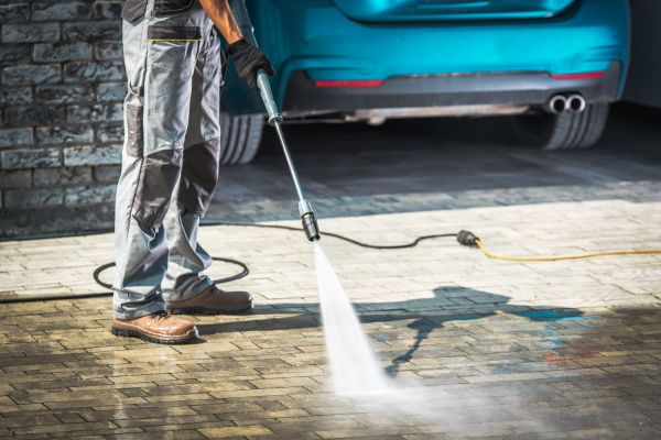 Cost of Driveway Pressure Washing in Orange Park