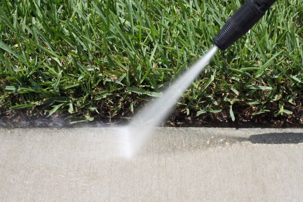 Cost of Sidewalk Cleaning in Orange Park