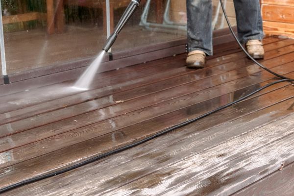Cost of Pool Deck Power Washing in Orange Park