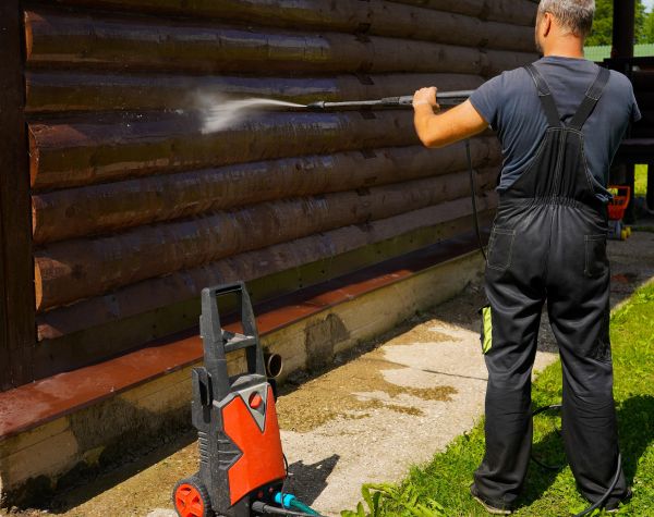 Cost of Log Home Pressure Washing in Orange Park