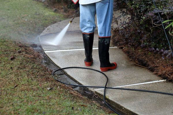 Cost of Sidewalk Pressure Cleaning in Orange Park