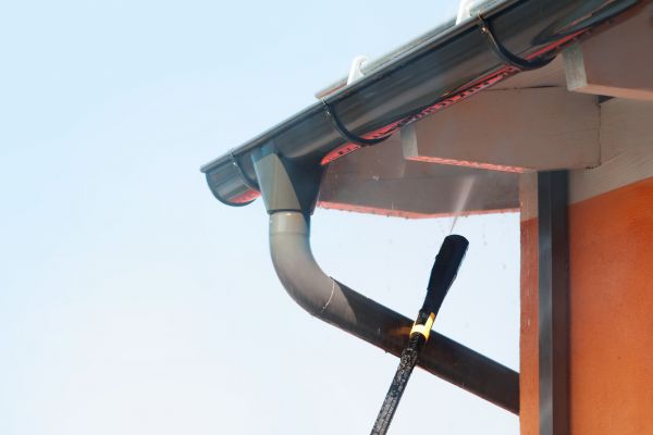 Cost of Eaves Power Washing in Orange Park